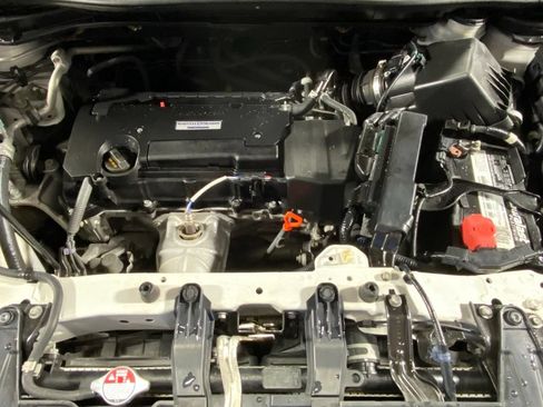 Used 2016 Honda CR-V EX-L image 11