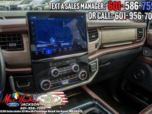 Certified 2024 Ford Expedition Limited AWD/4WD image 17