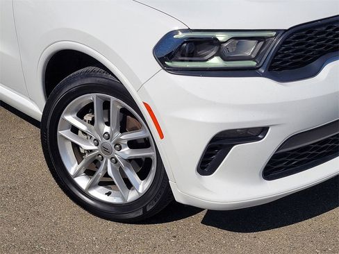 Used 2023 Dodge Durango GT image 9
