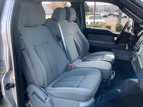 Used 2012 Ford F150 XLT w/ XLT Chrome Pkg image 8