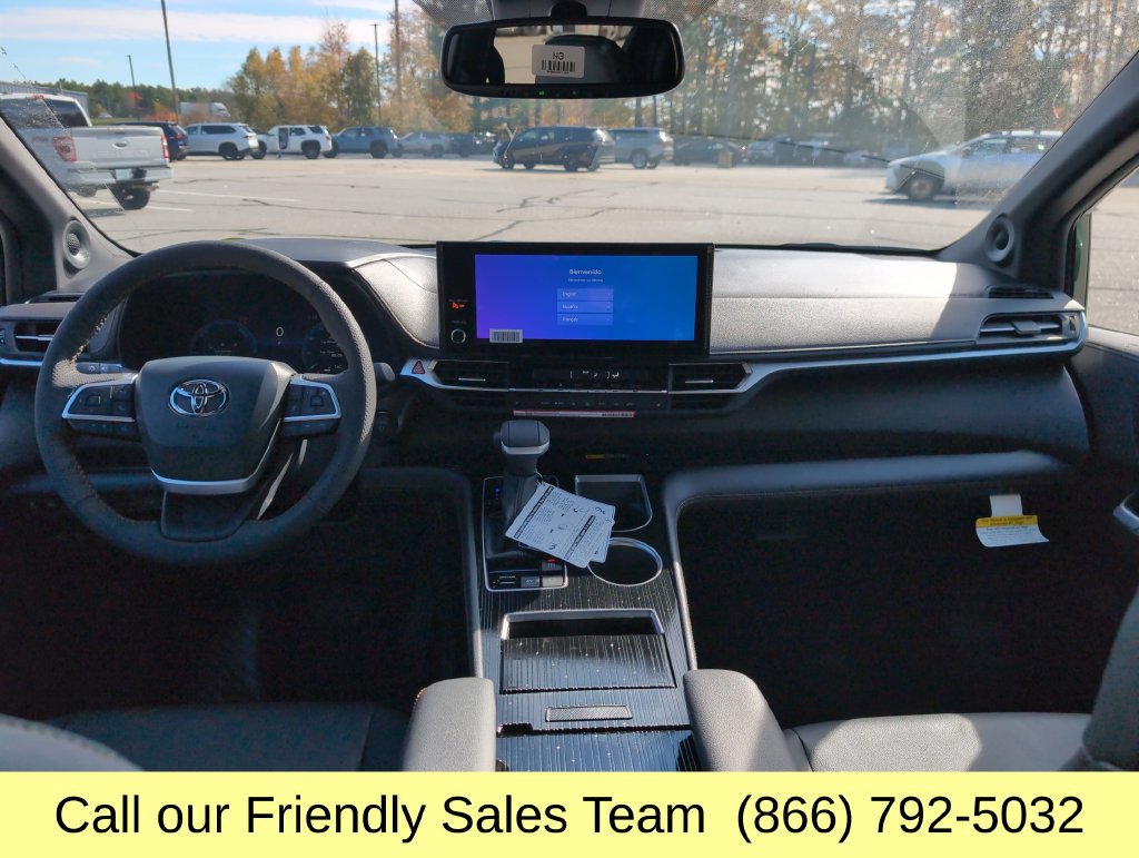New 2026 Toyota Sienna XLE Woodland Edition AWD/4WD image 12