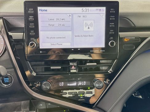 Used 2023 Toyota Camry XSE FWD image 18