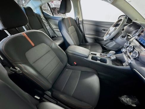 New 2025 Nissan Sentra SR w/ Midnight Edition image 29