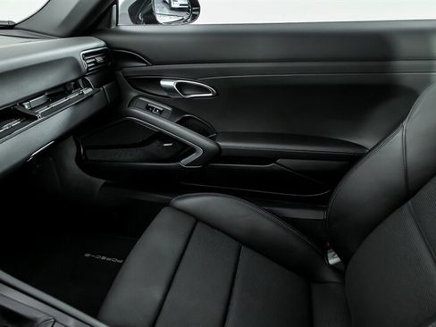 Used 2019 Porsche 911 GT3 RWD image 33