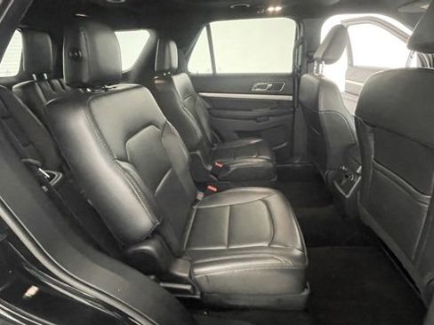 Used 2019 Ford Explorer XLT w/ Equipment Group 202A image 48