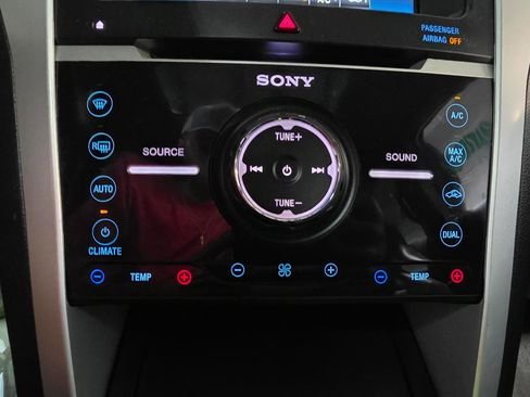 Used 2015 Ford Explorer Sport w/ Equipment Group 401A image 37