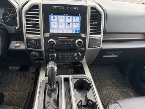 Used 2016 Ford F150 Lariat w/ Equipment Group 502A Luxury AWD/4WD image 19