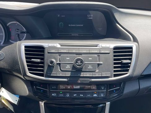 Used 2016 Honda Accord LX image 9