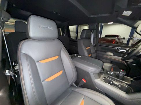 New 2026 GMC Sierra 1500 AT4 w/ Technology Package image 14