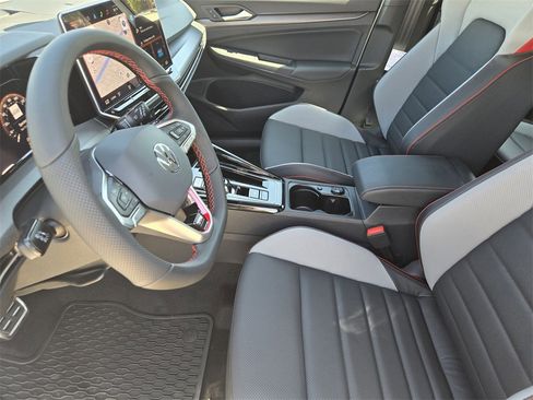 New 2025 Volkswagen GTI Autobahn image 9