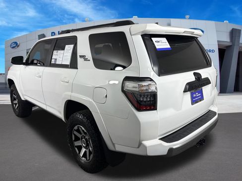 Used 2024 Toyota 4Runner TRD Off-Road Premium w/ Moonroof Package AWD/4WD image 3