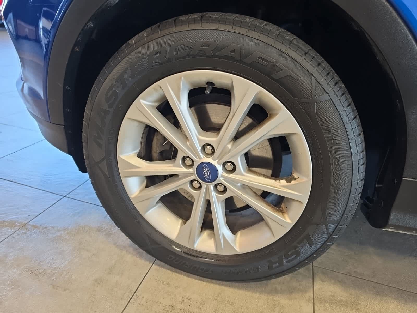 Used 2018 Ford Escape SE w/ SE Sync 3 Package FWD image 13