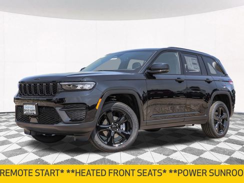 New 2025 Jeep Grand Cherokee Altitude image 2