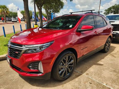 Used 2023 Chevrolet Equinox RS FWD image 3