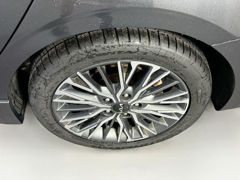 Used 2023 Kia Forte GT-Line FWD image 28