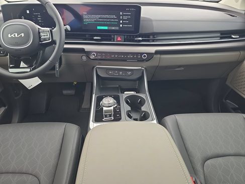 New 2026 Kia Carnival SX FWD image 15
