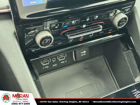 Used 2022 Jeep Grand Cherokee Overland AWD/4WD image 28