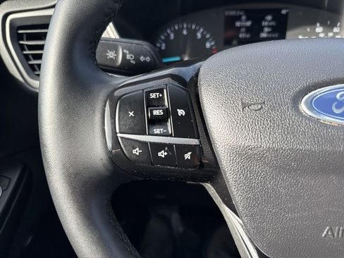 Certified 2022 Ford Escape SE w/ Cold Weather Package image 19