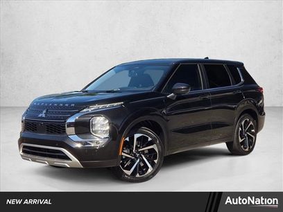 Used 2023 Mitsubishi Outlander SE