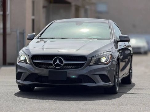 Used 2014 Mercedes-Benz CLA 250 4MATIC image 4