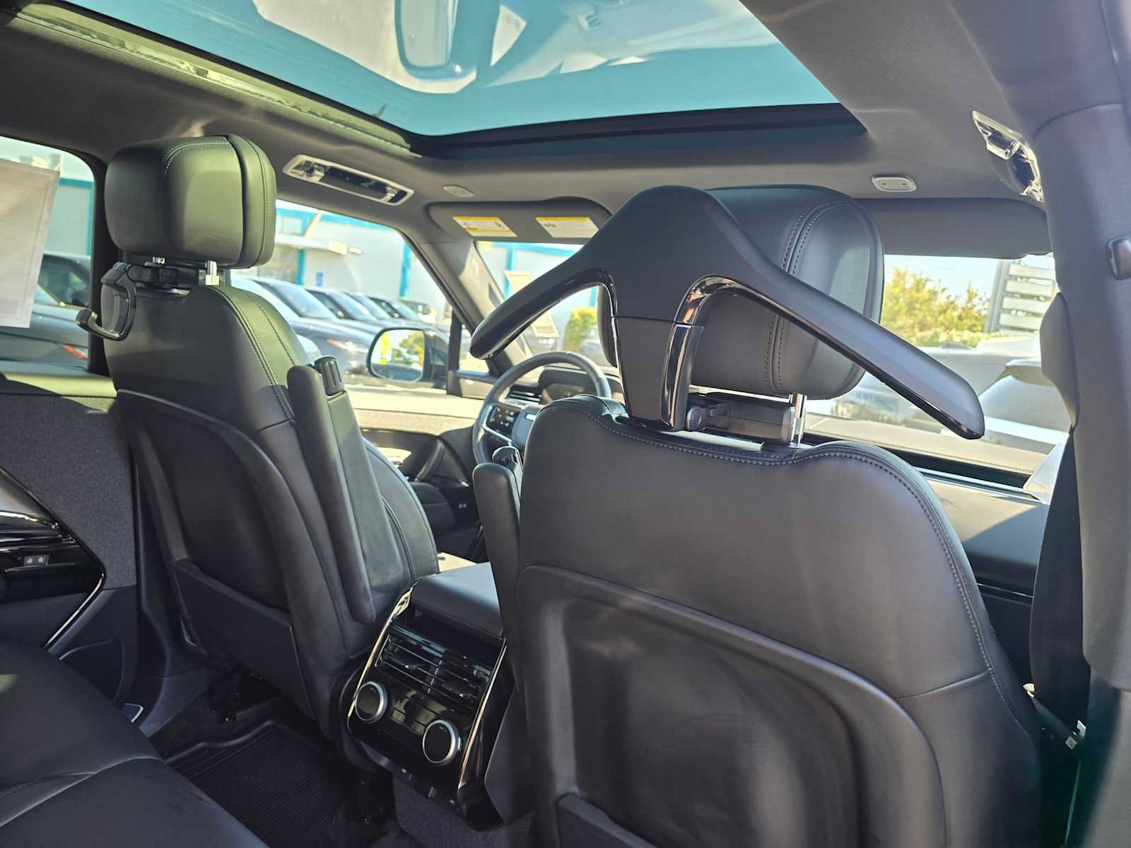 New 2027 Land Rover Range Rover Sport SE AWD/4WD image 13