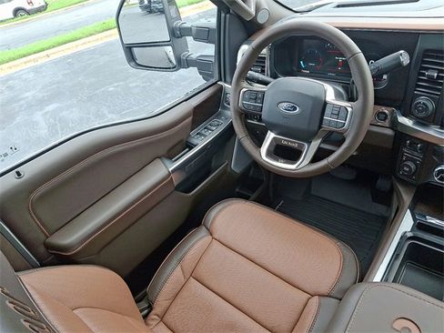 New 2025 Ford F350 King Ranch w/ FX4 Off-Road Package image 9
