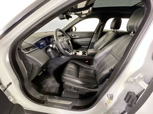 Used 2021 Land Rover Range Rover Velar R-Dynamic S image 21