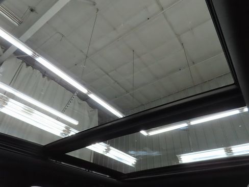 Used 2024 Lincoln Navigator L Reserve w/ Equipment Group 201A image 30