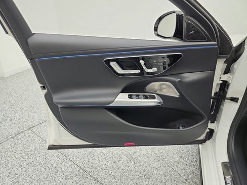 Used 2026 Mercedes-Benz E 350 Sedan image 12