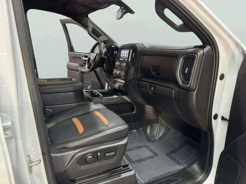 Used 2022 GMC Sierra 2500 AT4 AWD/4WD image 48