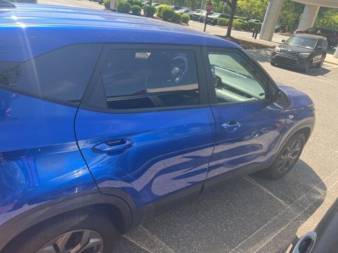 Used 2024 Kia Seltos LX image 6