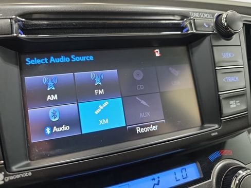 Used 2014 Toyota RAV4 XLE AWD/4WD image 21