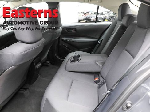 Used 2025 Toyota Corolla LE image 20