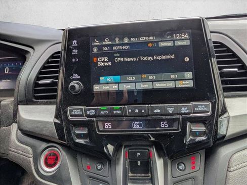 Used 2018 Honda Odyssey Touring image 15