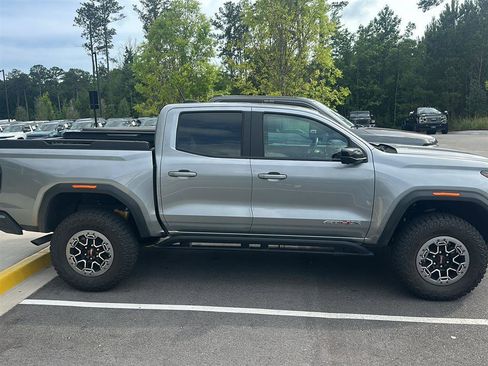 Used 2023 GMC Canyon AT4X w/ Edition 1 AWD/4WD image 8