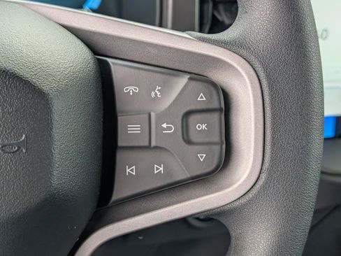 New 2025 Ford Bronco Base image 20