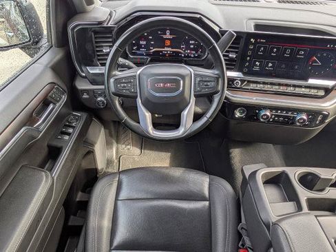 Certified 2024 GMC Sierra 1500 SLT AWD/4WD image 16