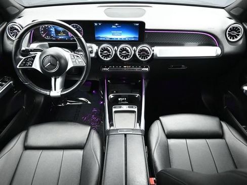 Used 2024 Mercedes-Benz GLB 250 image 13