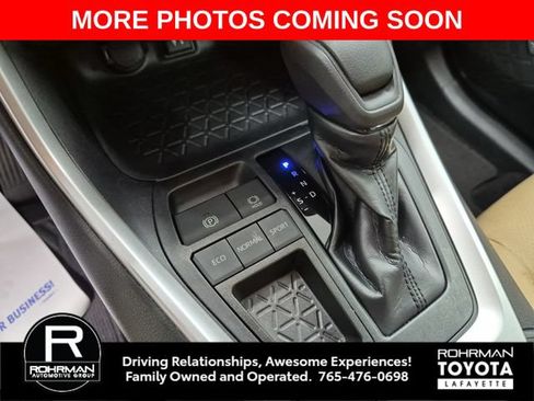 Used 2019 Toyota RAV4 XLE w/ Convenience Package FWD image 24