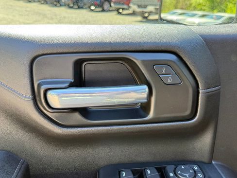 Certified 2022 Chevrolet Silverado 1500 LT Trail Boss w/ Safety Package AWD/4WD image 15