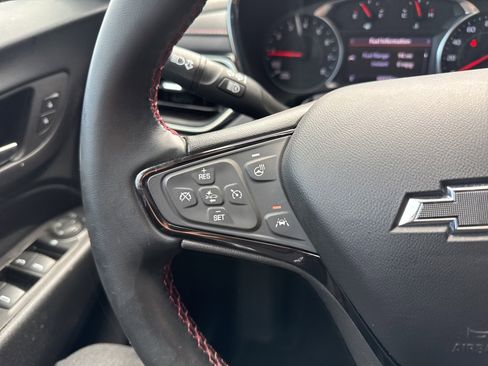 Used 2023 Chevrolet Equinox RS w/ RS Leather Package image 35