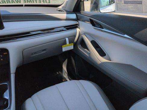 New 2026 INFINITI QX60 Luxe w/ Cargo Package FWD image 19