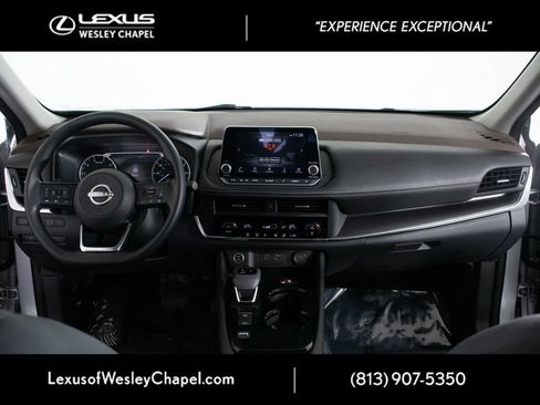Used 2023 Nissan Rogue SV FWD image 9