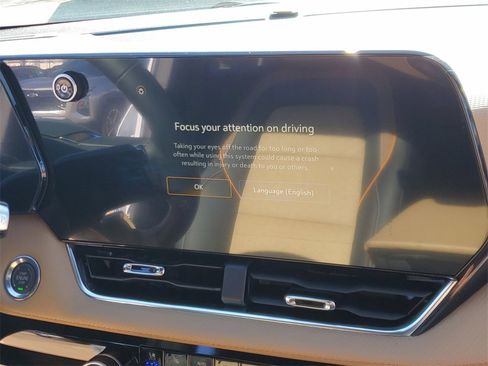 New 2026 Chevrolet Equinox ACTIV w/ Convenience Package III image 26