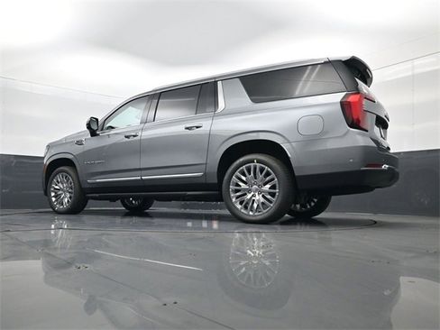 New 2026 GMC Yukon XL Elevation image 28