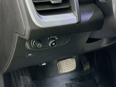 Used 2021 GMC Terrain SLE w/ Driver Convenience Package image 15