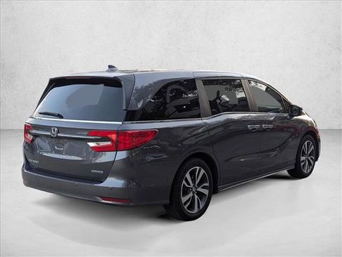 Used 2024 Honda Odyssey Touring image 5