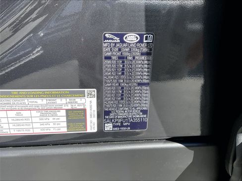 New 2026 Land Rover Range Rover SE image 36