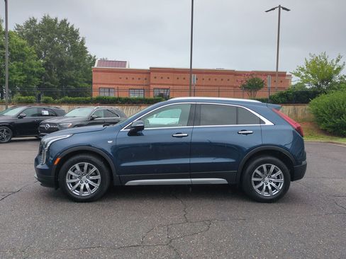 Used 2020 Cadillac XT4 Premium Luxury w/ Enhanced Visibility Package AWD/4WD image 6