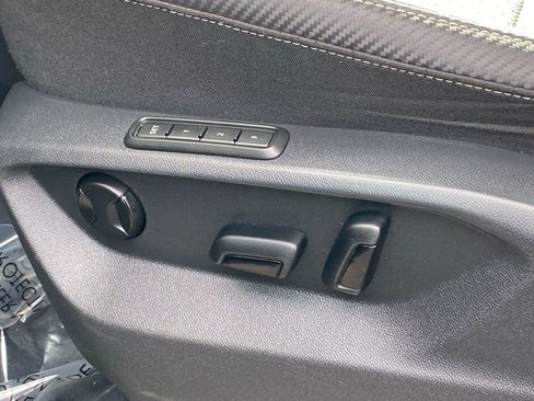 Used 2022 Volkswagen Atlas Cross Sport SEL R-Line image 13